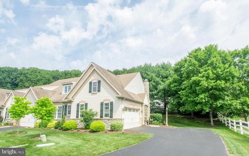 1044 Aris Pear Way, DOWNINGTOWN, PA, 19335-6300 | Card Image