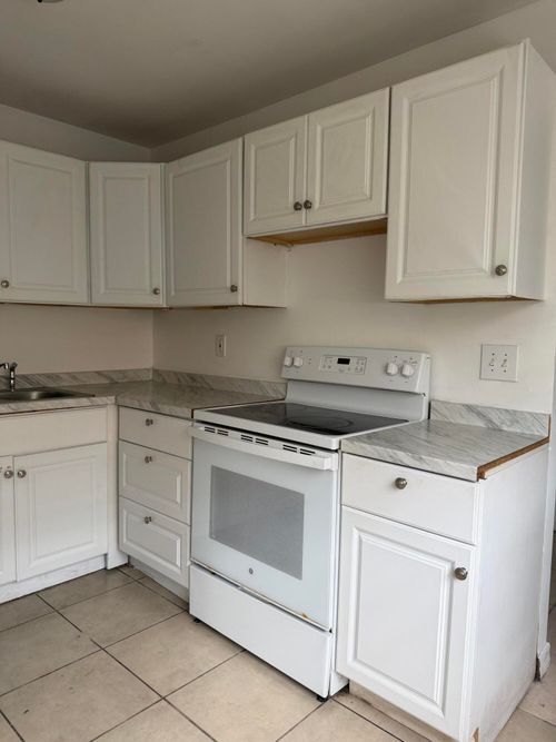 b-906 Se Tarpon Avenue, Stuart, FL, 34994 | Card Image