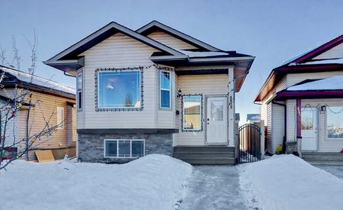 8829 70 Ave, Grande Prairie, AB, T8X0C1 | Card Image