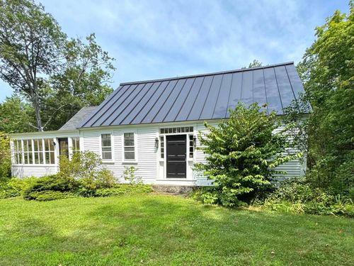 45 Skinner St, Sandwich, NH, 03227-3200 | Card Image