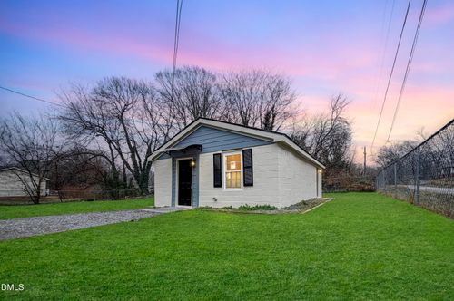 636 Flint St, Henderson, NC, 27536-5005 | Card Image