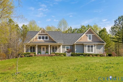 8171 Hidden Valley Ct, Amelia Court House, VA, 23002-3874 | Card Image