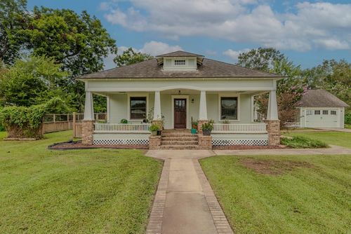 240 S Merchant St, Sour Lake, TX, 77659-5824 | Card Image