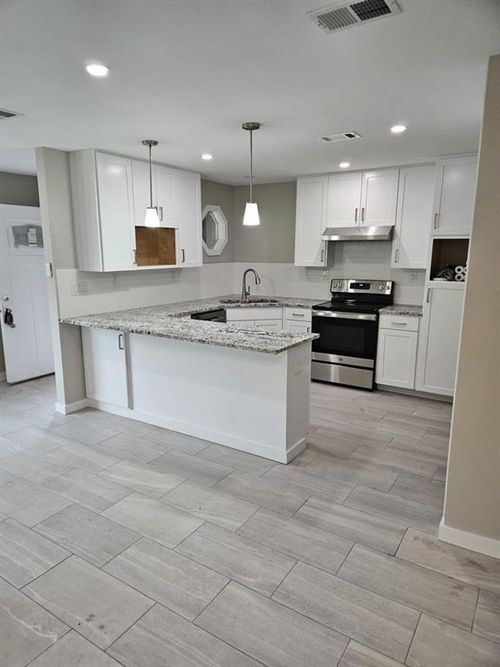 b-2112 Courtney St, Austin, TX, 78745-5297 | Card Image