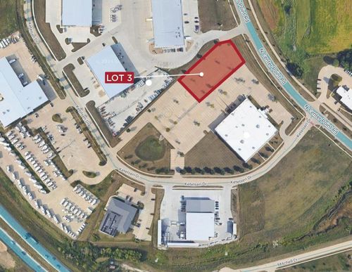 lot-2-1450 N Center Point Rd, Hiawatha, IA, 52233-1393 | Card Image