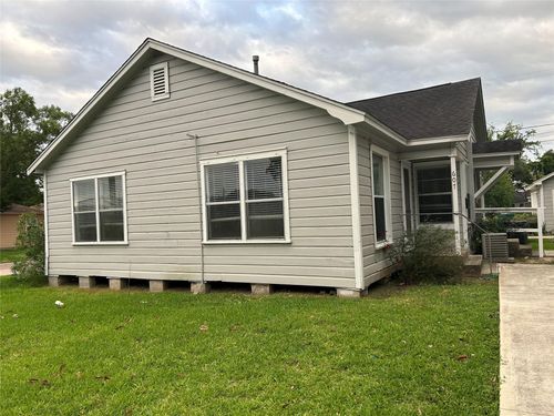 607 E Pearce Street, Baytown, TX, 77520 | Card Image