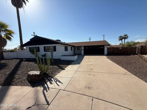 3946 W Northview Ave, Phoenix, AZ, 85051-7315 | Card Image