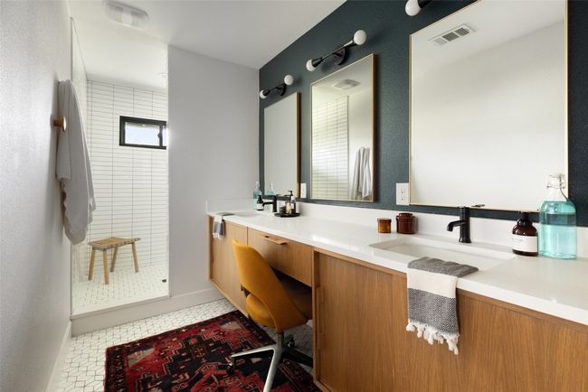 Walk-in shower | Image 23