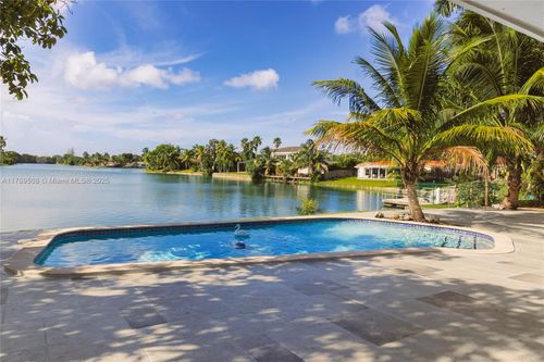 2255 Ne 207th St, Miami, FL, 33180-1336 | Card Image