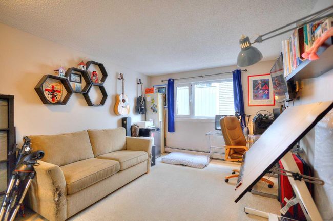 201 - 1719 11 Avenue Sw, Home with 2 bedrooms, 1 bathrooms and 1 parking in Calgary AB | Image 6