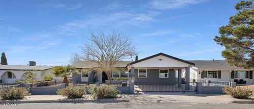 2801 Brady Pl, El Paso, TX, 79935-1703 | Card Image