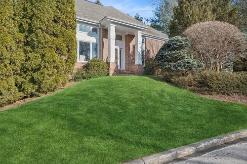 1 Longledge Dr, Port Chester, NY, 10573-1943 | Card Image