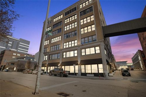 705-1535 Walnut St, Kansas City, MO, 64108-1354 | Card Image