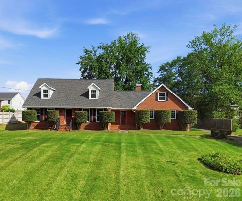 21 Bowen Dr, Belmont, NC, 28012-9528 | Card Image