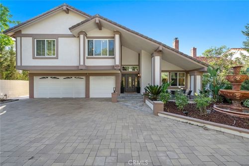 6425 E Shady Valley Ln, Anaheim, CA, 92807 | Card Image