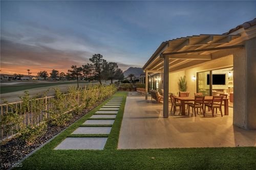 9917 Villa Ridge Dr, Las Vegas, NV, 89134-7635 | Card Image