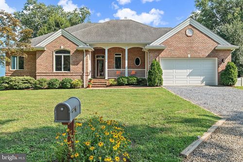 715 Dogwood Ln, Annapolis, MD, 21409-6019 | Card Image