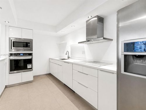 905-19380 Collins Ave, Sunny Isles Beach, FL, 33160-2276 | Card Image