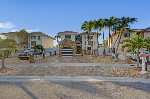 16610 Sw 141st Ct, Miami, FL, 33177-2084 | Card Image
