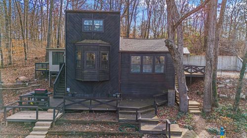 407 S Cherry St, Willow Springs, MO, 65793-1648 | Card Image