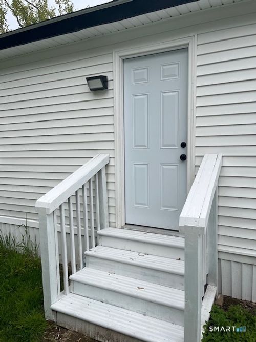 46-9 Main St, South Windsor, CT, 06074-3919 | Card Image