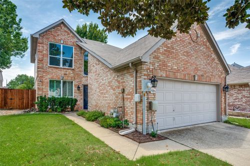 926 Winterstone Dr, Lewisville, TX, 75067-6134 | Card Image