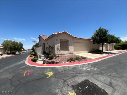 unit-103-3352 Kylemore St, Las Vegas, NV, 89129-4027 | Card Image