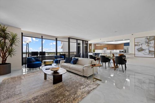 1154-100 Lakeshore Drive, North Palm Beach, FL, 33408 | Card Image