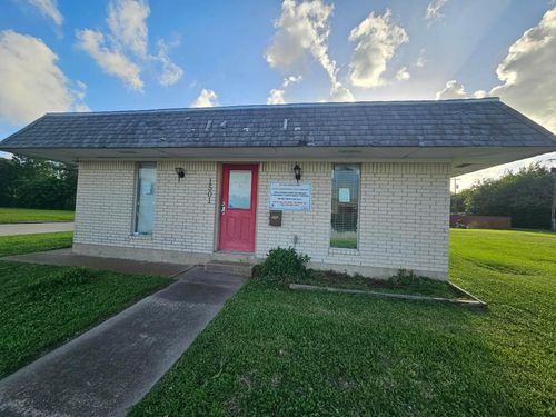 1501 6th Street N, Texas City, TX, 77590 | Card Image