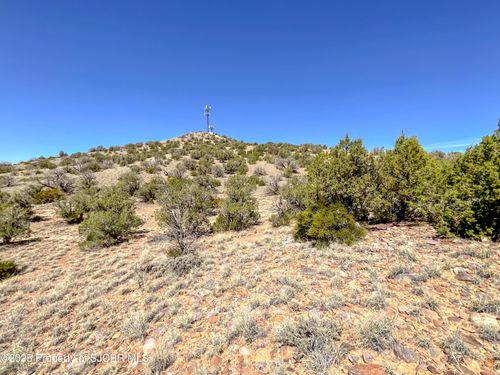 5521 Vista Grande Dr, Farmington, NM, 87401 | Card Image