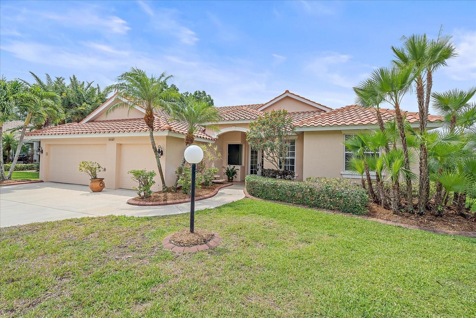 Oak Grove Ct, Sarasota, FL 34233