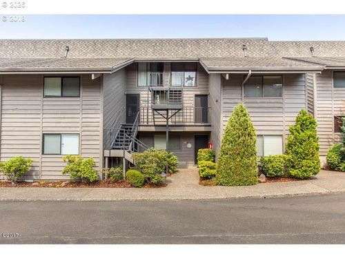 15-3500 Ne West Devils Lake Rd, Lincoln City, OR, 97367-5043 | Card Image