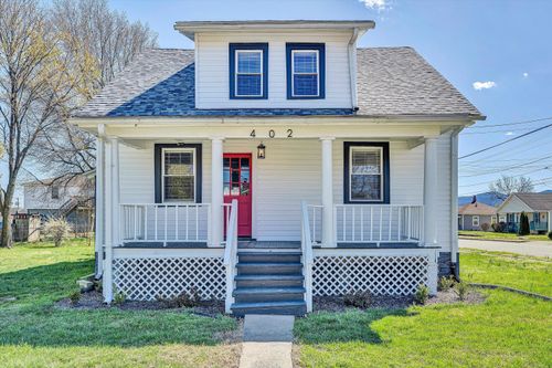 402 E 7th St, Salem, VA, 24153-5135 | Card Image