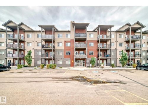 303-9517 160 Ave Nw, Edmonton, AB, T5Z0N1 | Card Image