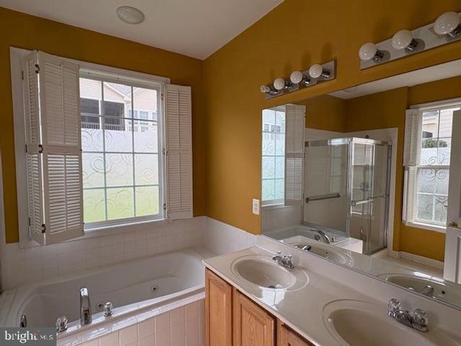 6046 Gallant Fox Ct, House other with 4 bedrooms, 3 bathrooms and null parking in GAINESVILLE VA | Image 18