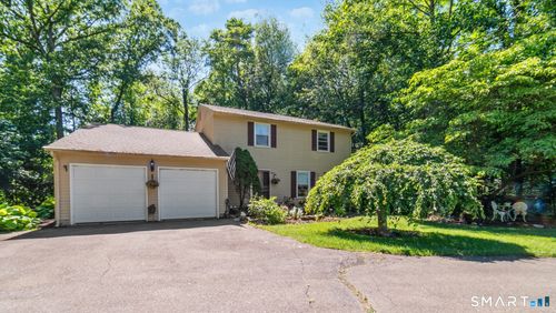 105 Inwood Ln, Bristol, CT, 06010-8303 | Card Image