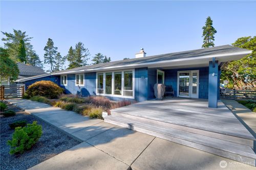 1115 34th St, Seaview, WA, 98644-2019 | Card Image