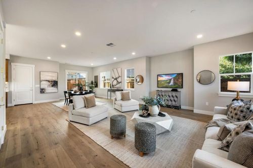 4912 Vivi Place, San Jose, CA, 95124 | Card Image