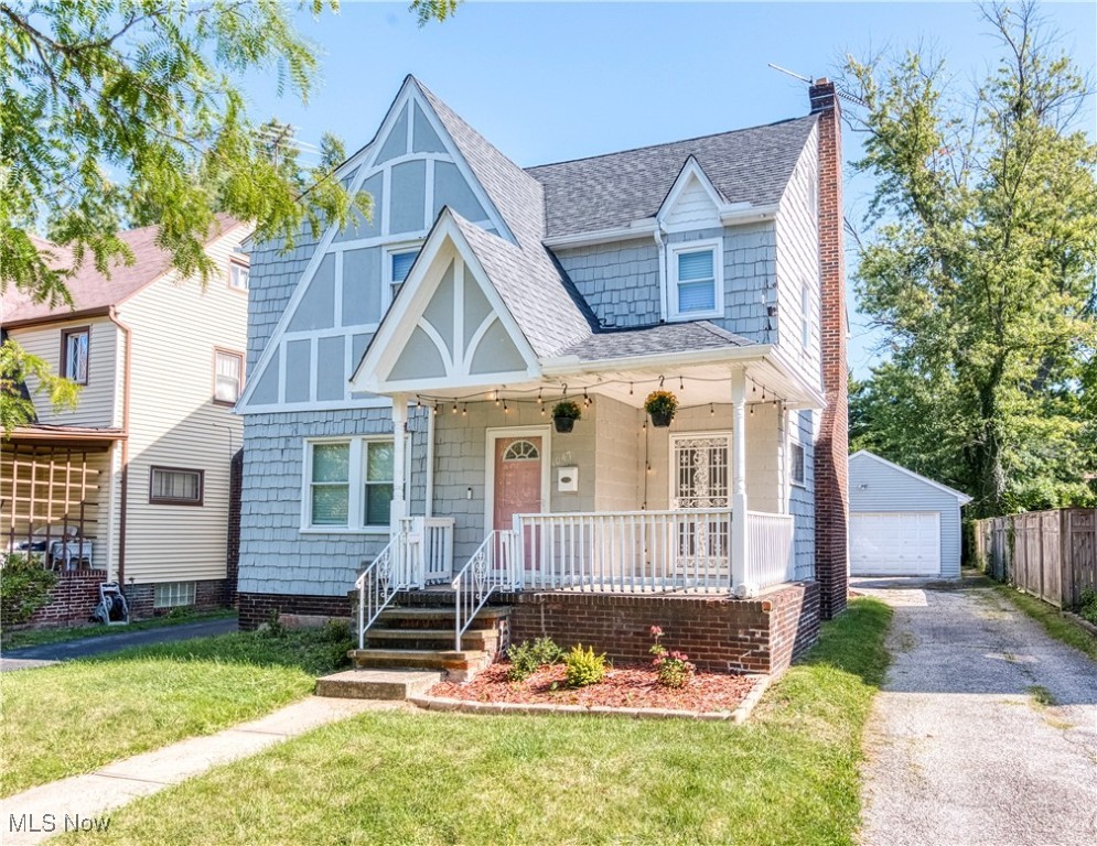 Hillstone Rd, Cleveland, OH 44121