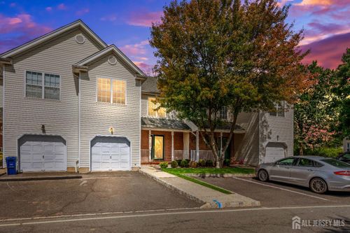 36 Burgess Dr, Piscataway, NJ, 08854-6658 | Card Image