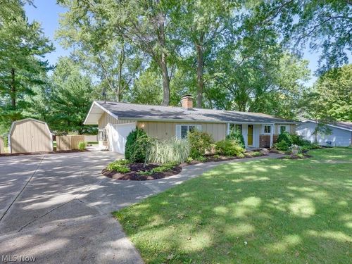 7494 King Memorial Rd, Mentor, OH, 44060-7025 | Card Image