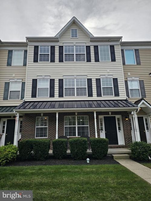 40 N School Ln, SOUDERTON, PA, 18964-1100 | Card Image