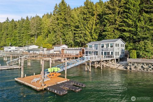 9451 E State Route 106, Union, WA, 98592-9778 | Card Image