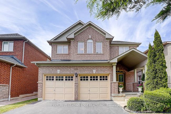 96 Tuscana Blvd, House other with 4 bedrooms, 3 bathrooms and 4 parking in Concord ON | Image 4