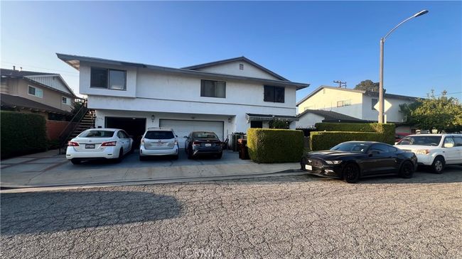 11053 Elmcrest St, Home with 4 bedrooms, 3 bathrooms and 3 parking in El Monte CA | Image 5
