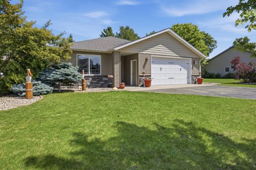 728 Lake Forest Circle, Detroit Lakes, MN, 56501 | Card Image