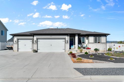 437 N 770 W, Smithfield, UT, 84335 | Card Image