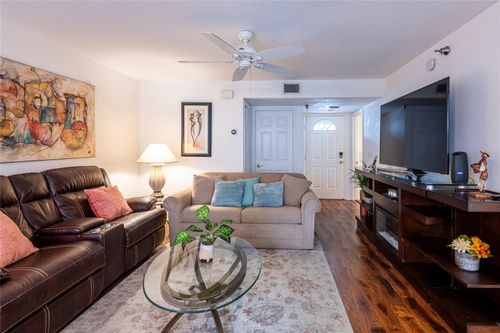 unit-5201-21107 Fountain View Ln, LUTZ, FL, 33558-5472 | Card Image