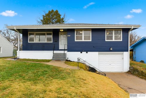 4851 Browne St, Omaha, NE, 68104-2355 | Card Image