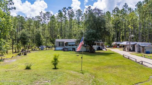 132 Nutmeg Trl, Interlachen, FL, 32148-4245 | Card Image